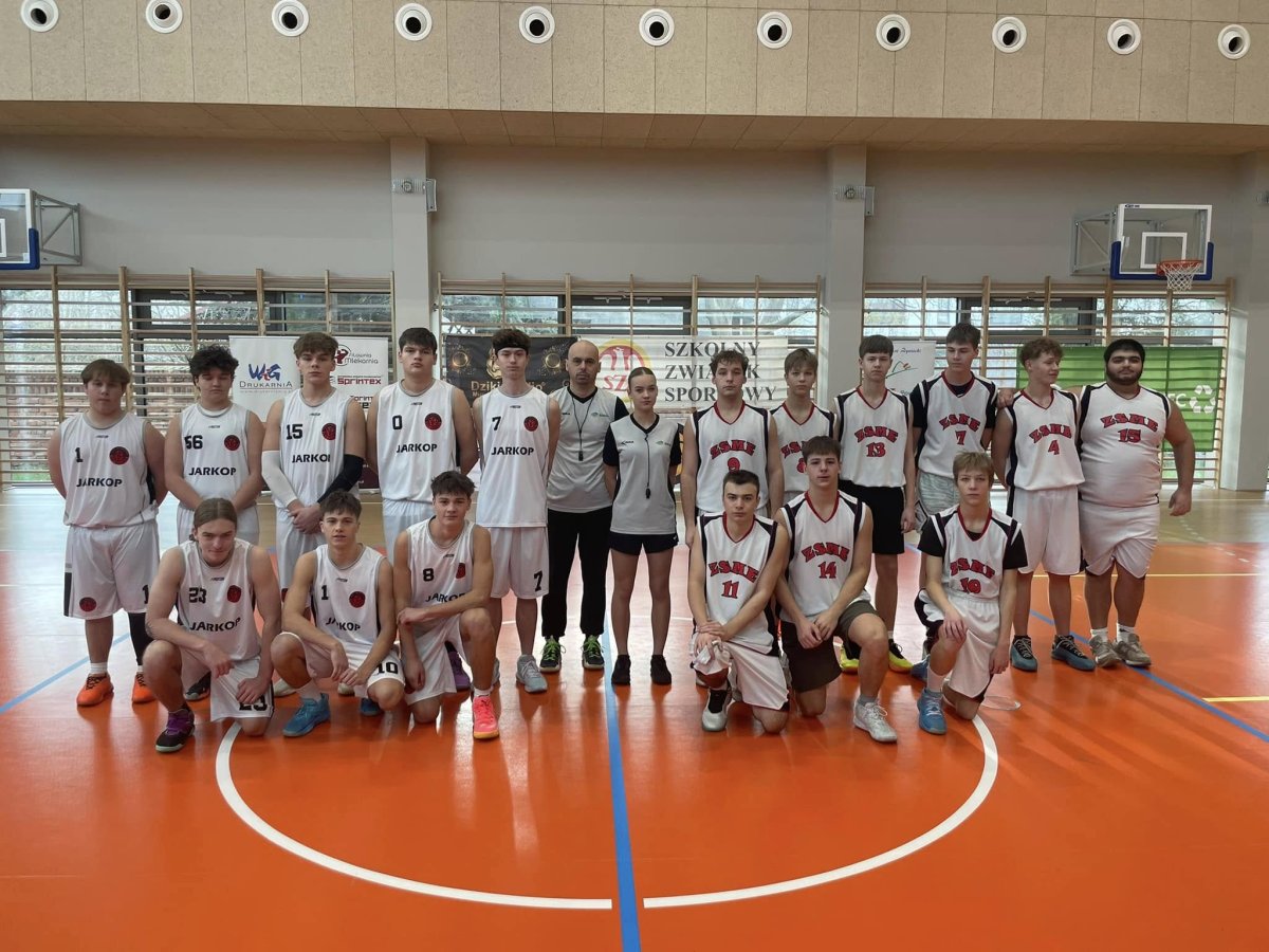 Szósta kolejka III sezonu Żywieckiej Ligi Koszykówki - 14 grudnia 2024r. Szósta kolejka III sezonu Żywieckiej Ligi Koszykówki - 14 grudnia 2024r.